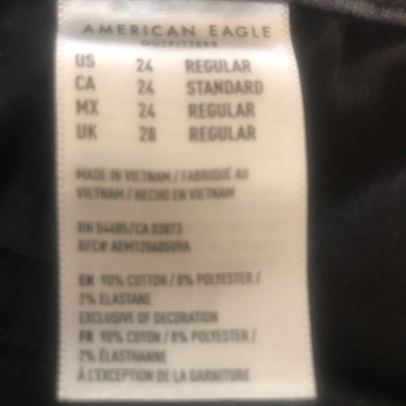 American Eagle Grey ripped jeans - Picture 4 of 4